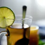 Tisana brucia grassi al limone: ecco come prepararla