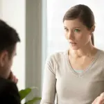 Gente che si lamenta: queste persone tolgono energie