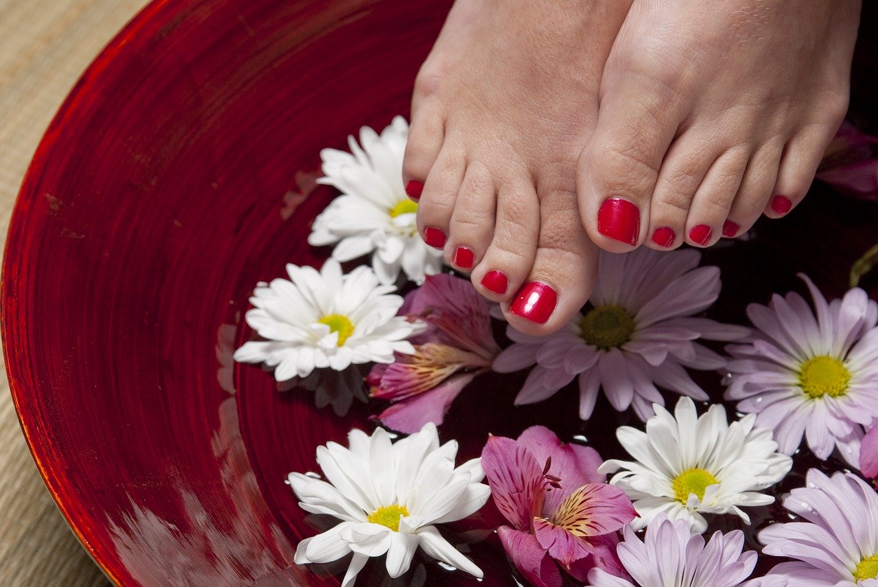 Pedicure casalingo: 2 ingredienti per piedi bellissimi